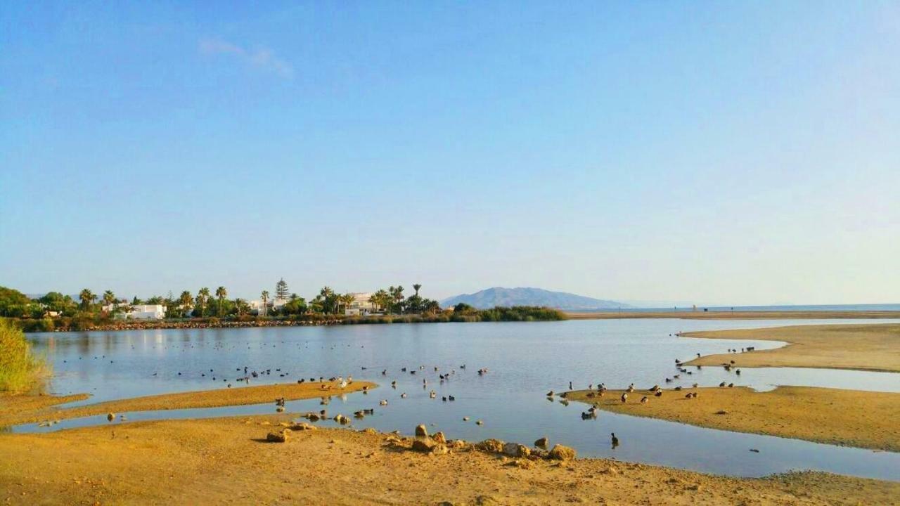 Pueblo Laguna 7 Vera Bagian luar foto